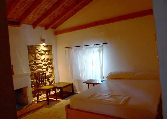 Lofos - The Hill Hotel Chora (Ios)