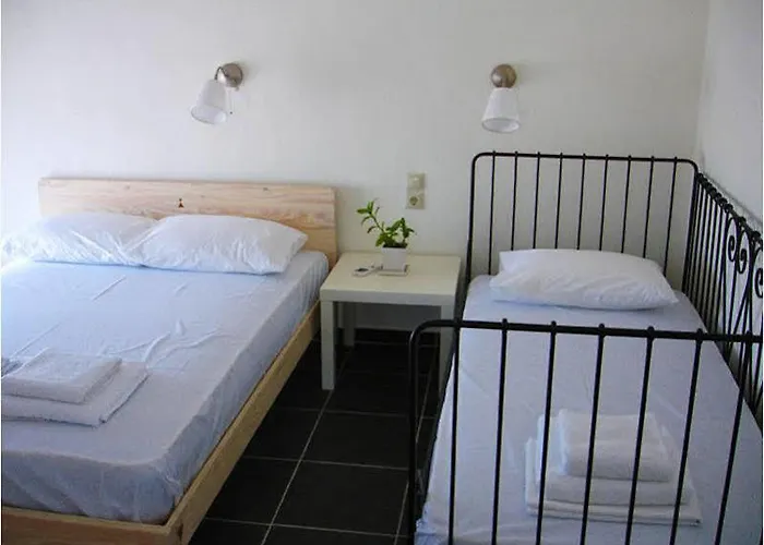 Lofos - The Hill 2* Иос