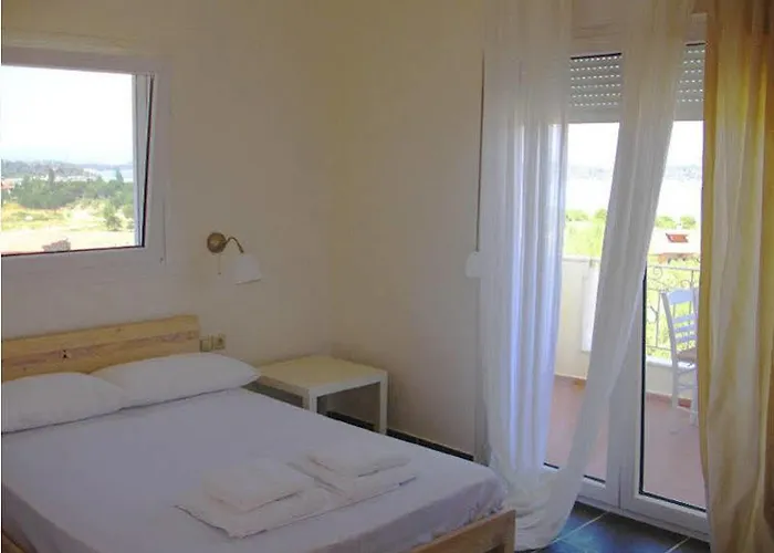 Lofos - The Hill Chora (Ios)